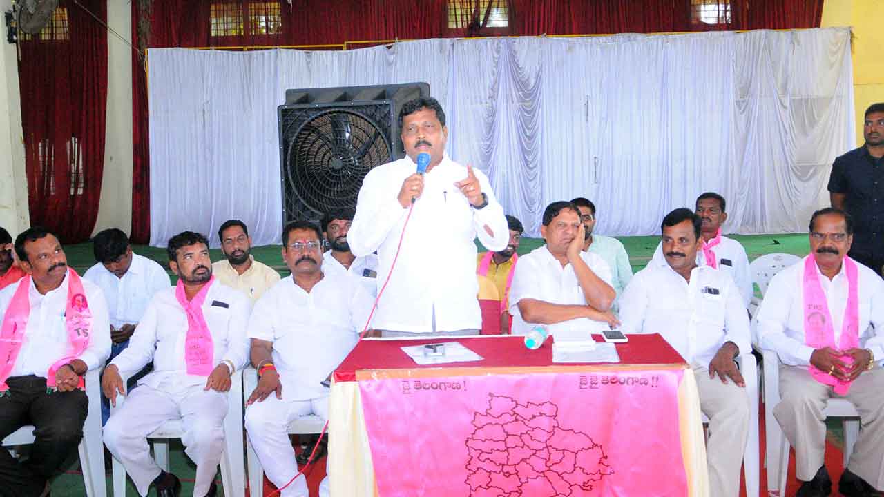 మునుగోడులో గులాబీ జెండా ఎగురడం ఖాయం