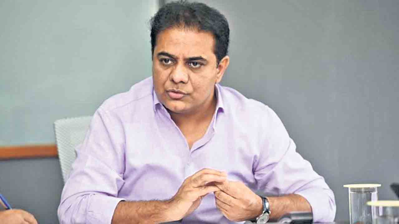 సగం బీజేపీ వారే!