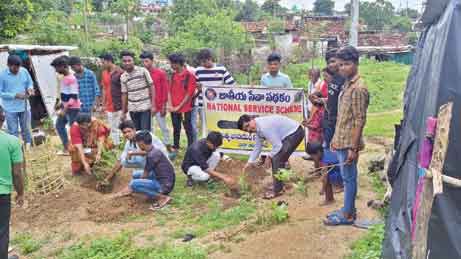 చెట్లతోనే పర్యావరణానికి రక్షణ