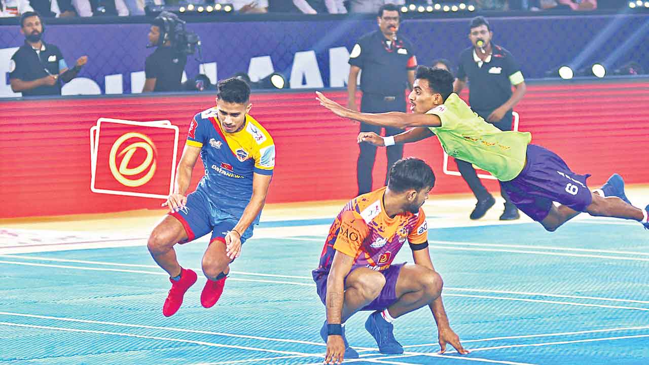 యోధాస్ ఘన విజయం