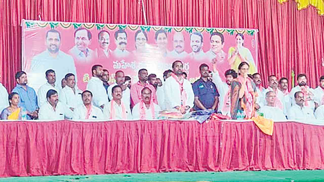 ప్రశాంత తెలంగాణలో బీజేపీ చిచ్చు