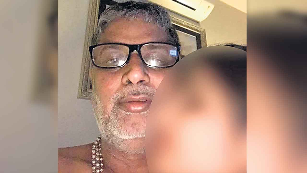 యూపీ ఒలింపిక్‌ అసోసియేషన్‌ ప్రధాన కార్యదర్శి రాసలీలలు!