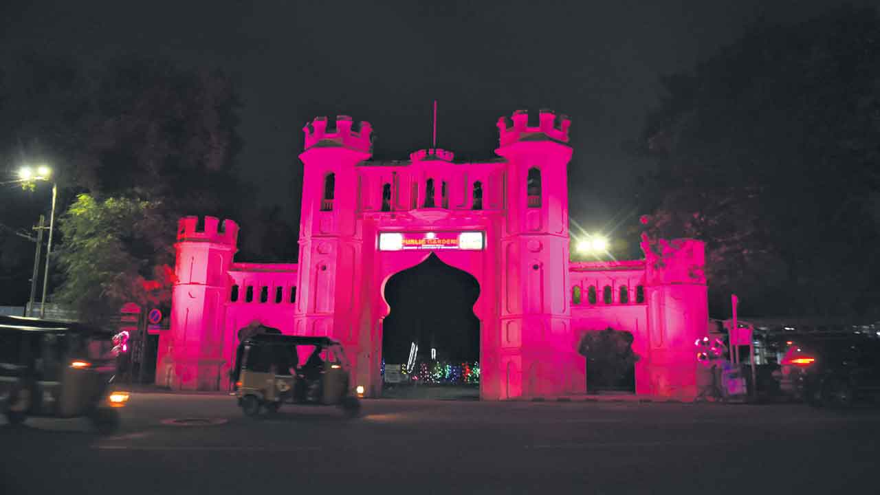 నేటి నుంచి గాంధీ చిత్ర ప్రదర్శన