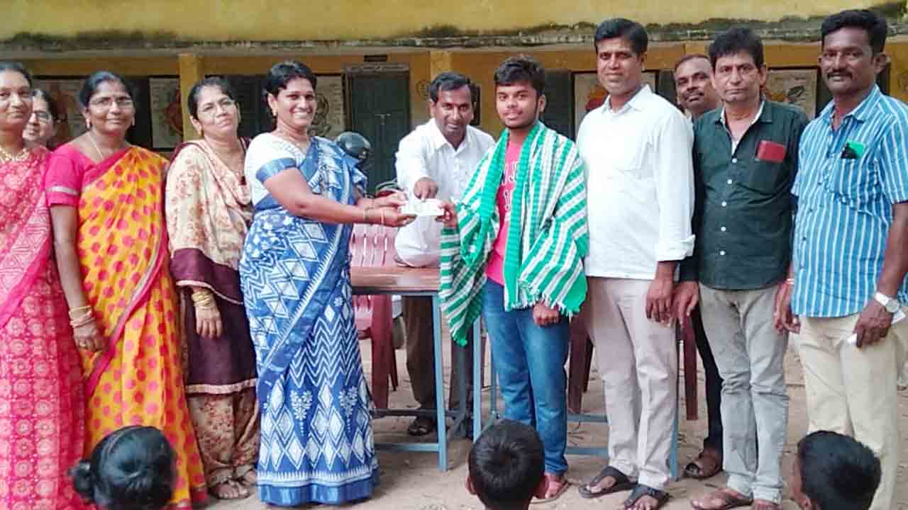 బాసర ట్రిపుల్‌ ఐటీకి జిల్లా విద్యార్థులు