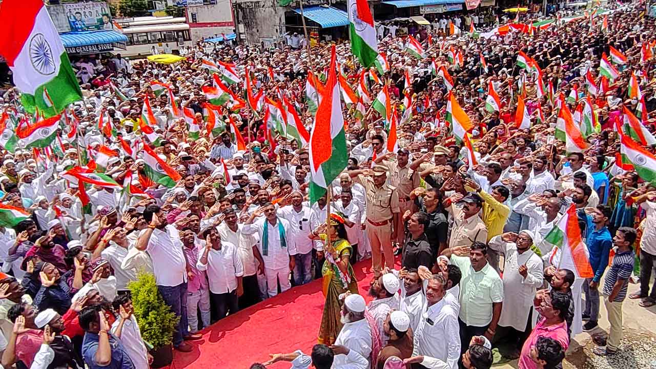 జన ఘనమైన ఆలాపన