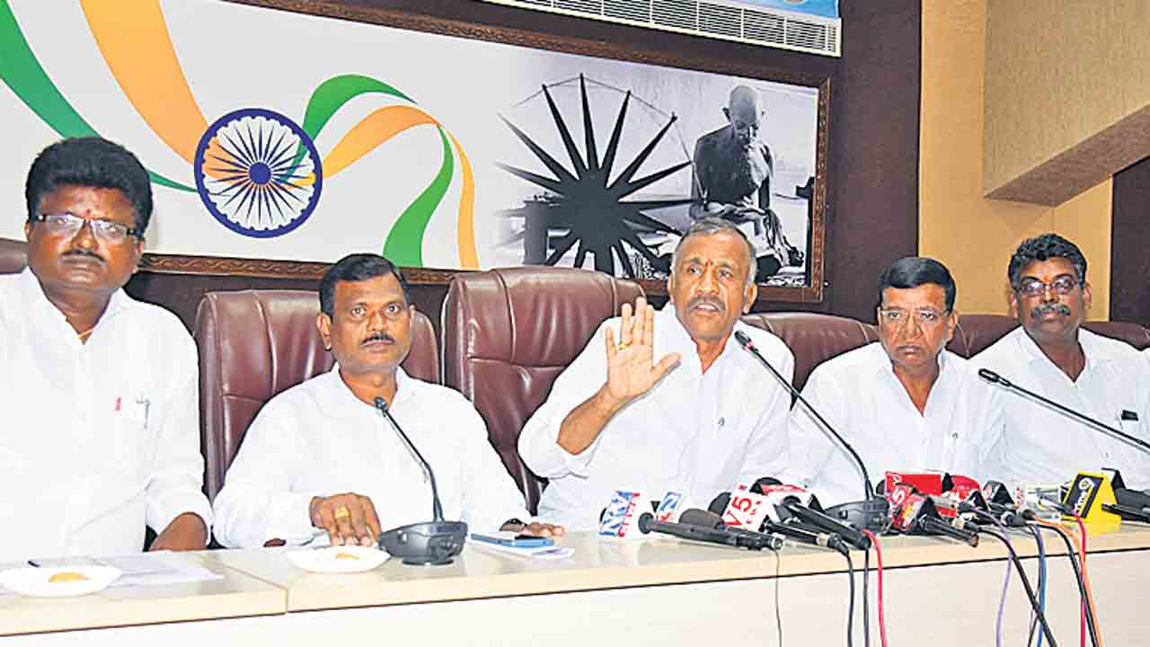 జడ్పీ చైర్‌పర్సన్‌పై అసంతృప్తి లేదు