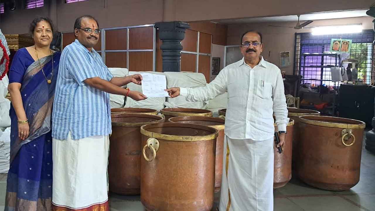 శ్రీవారి దర్శనానికి 12 గంటల సమయం