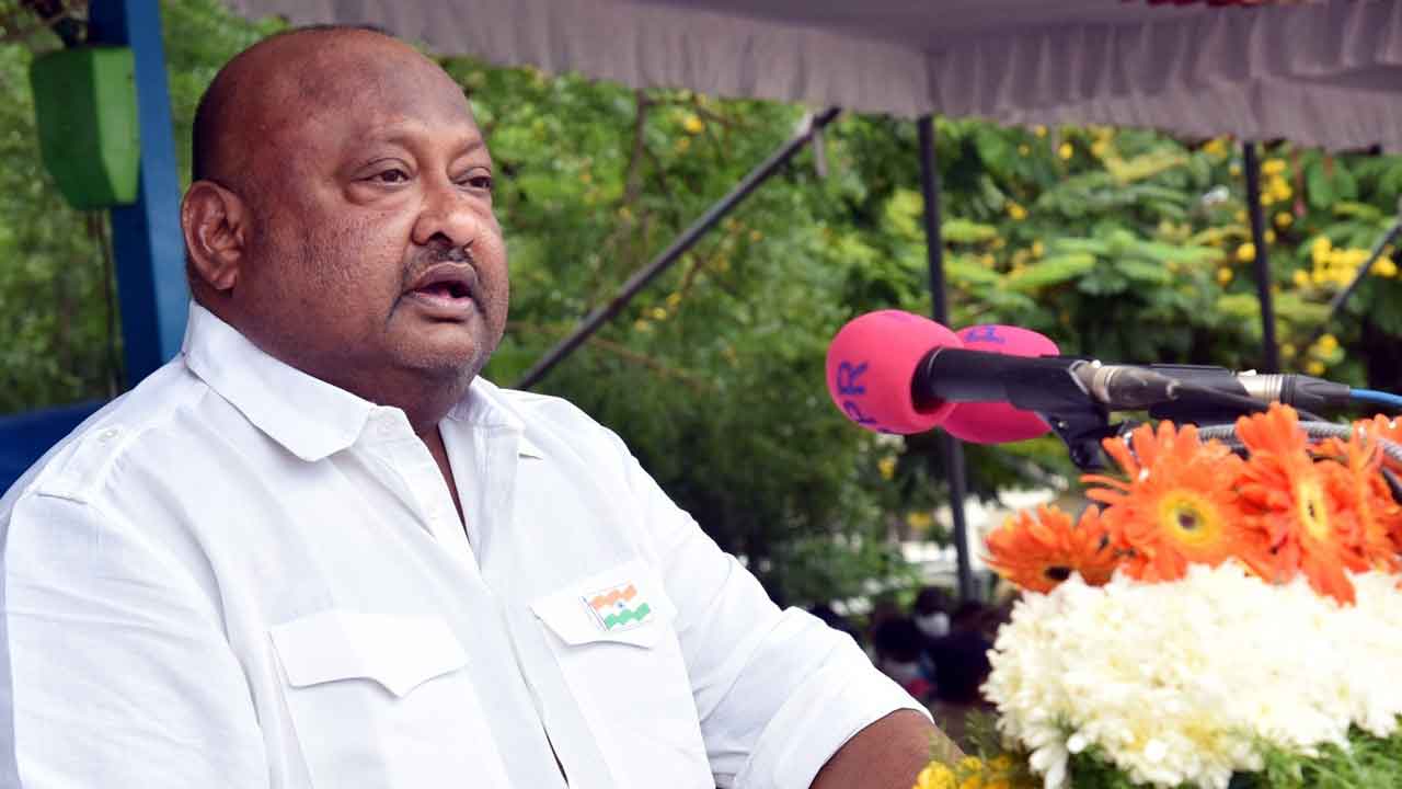 సమగ్రాభివృద్ధికి కృషి