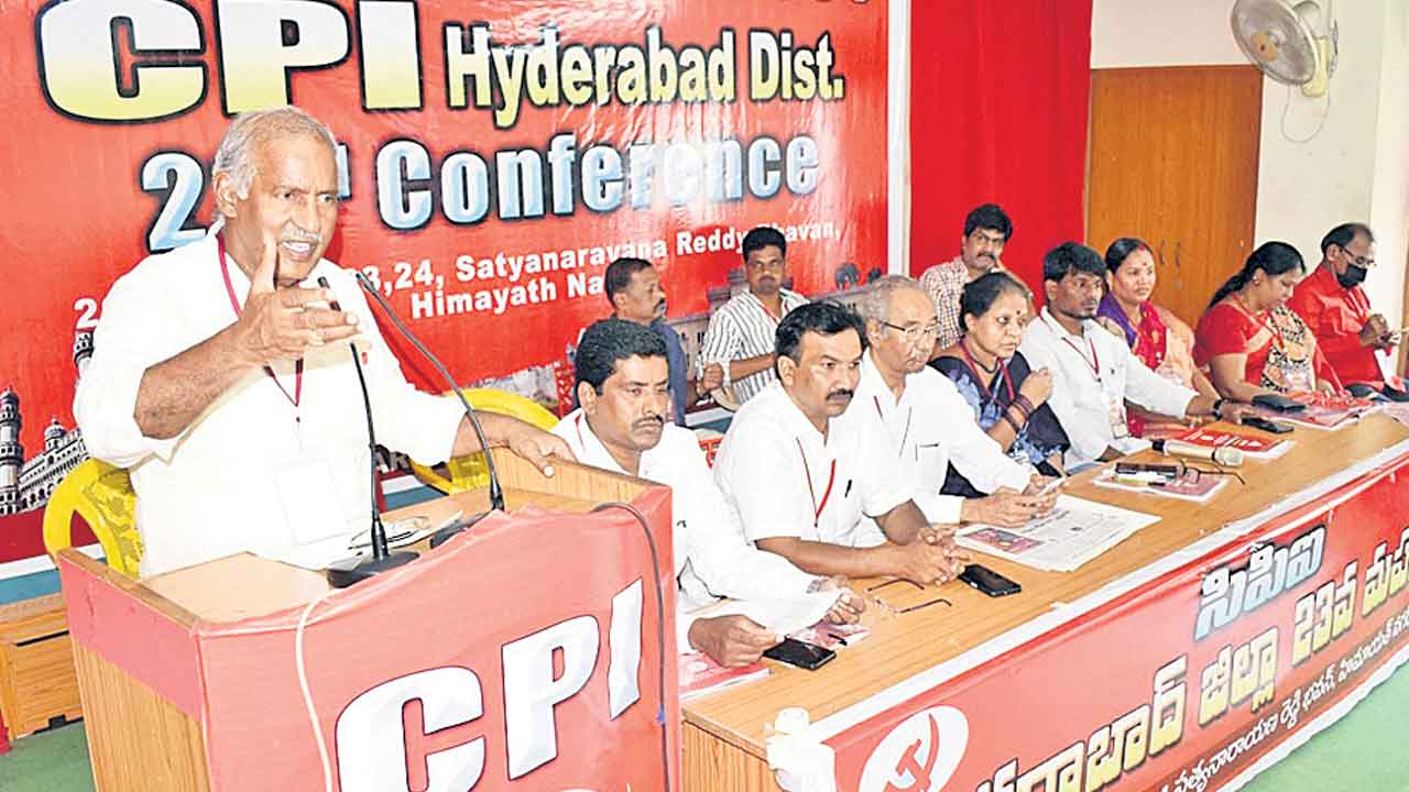 సామాన్యుల పాలిట భూతం మోదీ