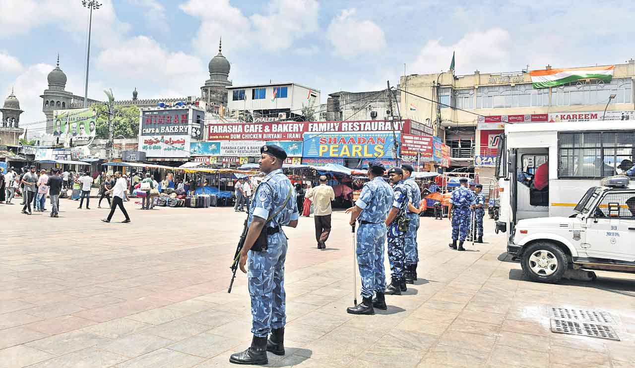 పాత నగరం ప్రశాంతం