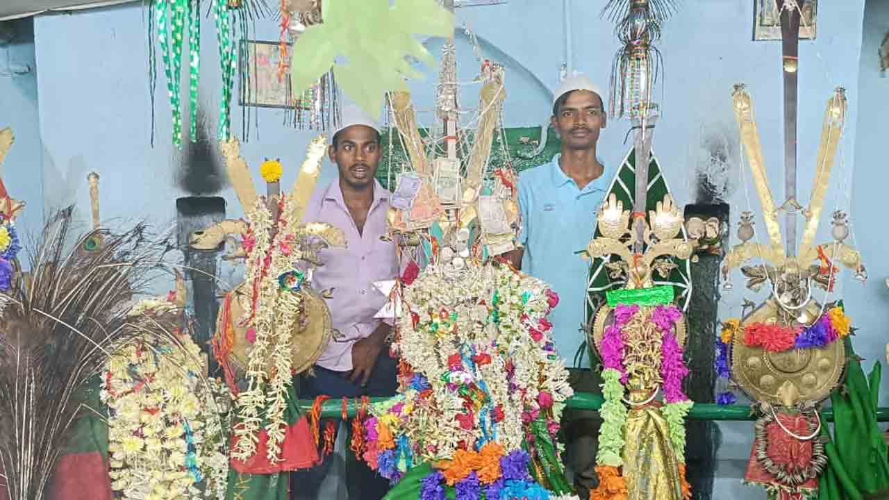 ఆ ధ్యాత్మిక  ఝరి  కాశీందులా  సవారీ