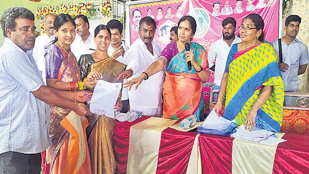 గడపగడపకూ సంక్షేమ పథకాలు