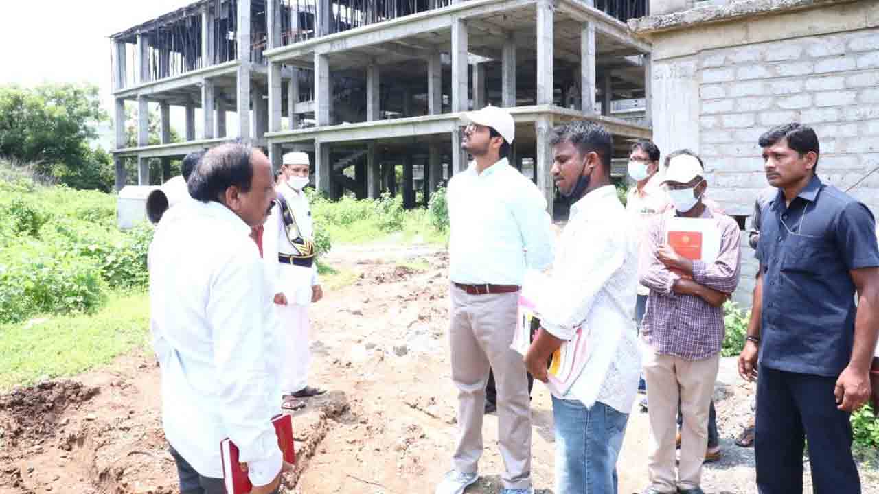 ‘డబుల్‌’ కాలనీల్లో అదనపు వసతుల కల్పనకు చర్యలు