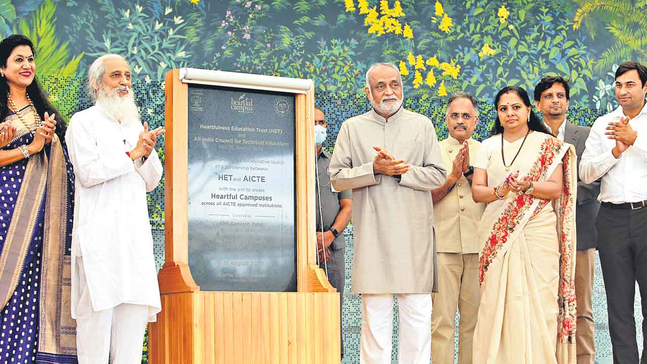 ధ్యానంతోనే అశాంతి దూరం