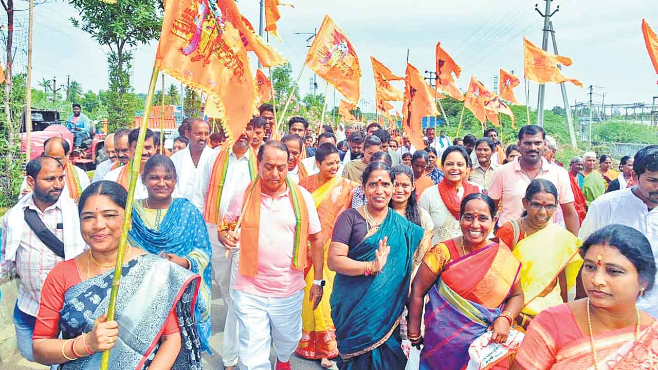 యువత భక్తిభావం పెంపొందించుకోవాలి