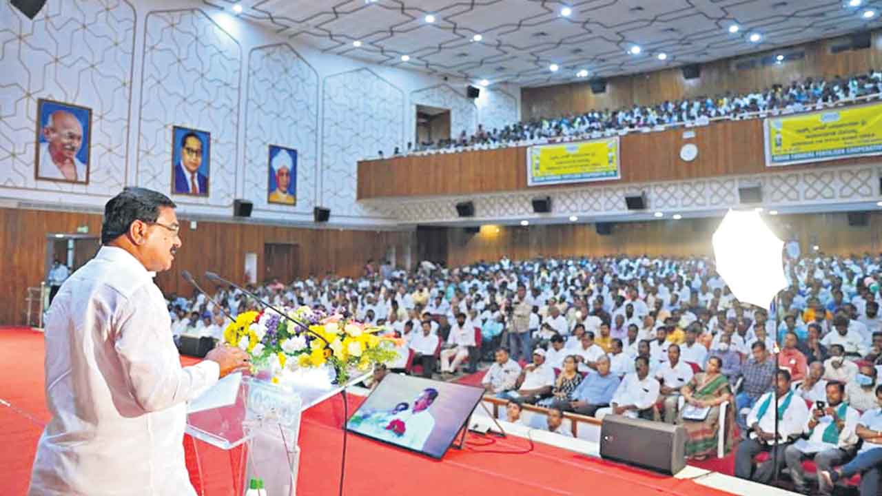 నానో యూరియాతో భేషైన పంట