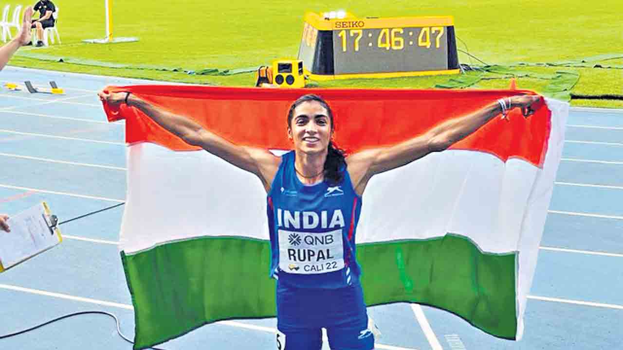 రూపాల్‌కు కాంస్యం