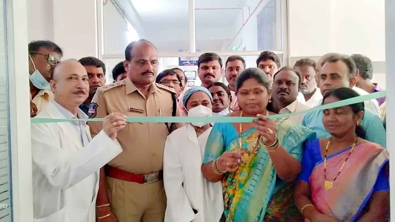 రక్తదాన శిబిరాలకు చకని స్పందన