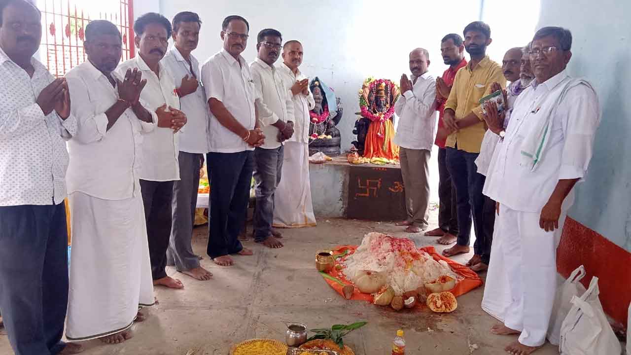 గ్రామాల్లో ఆధ్యాత్మిక శోభ