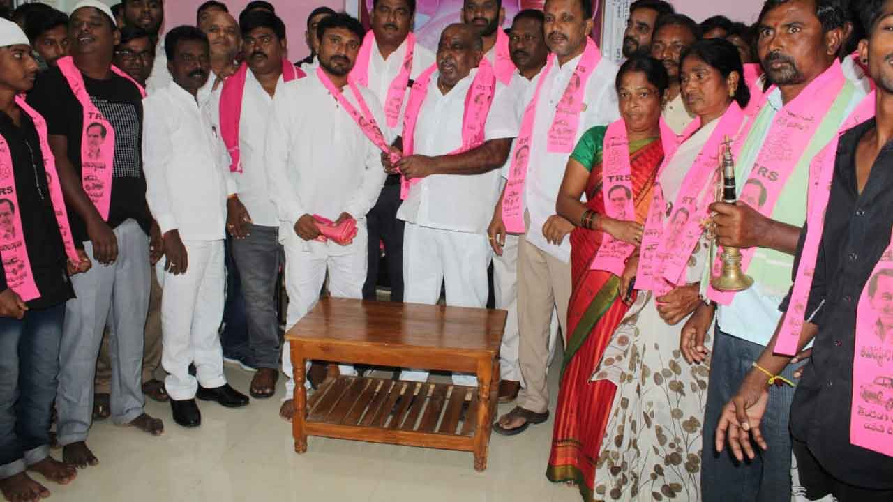 టీఆర్‌ఎస్‌ వైపే ప్రజలు