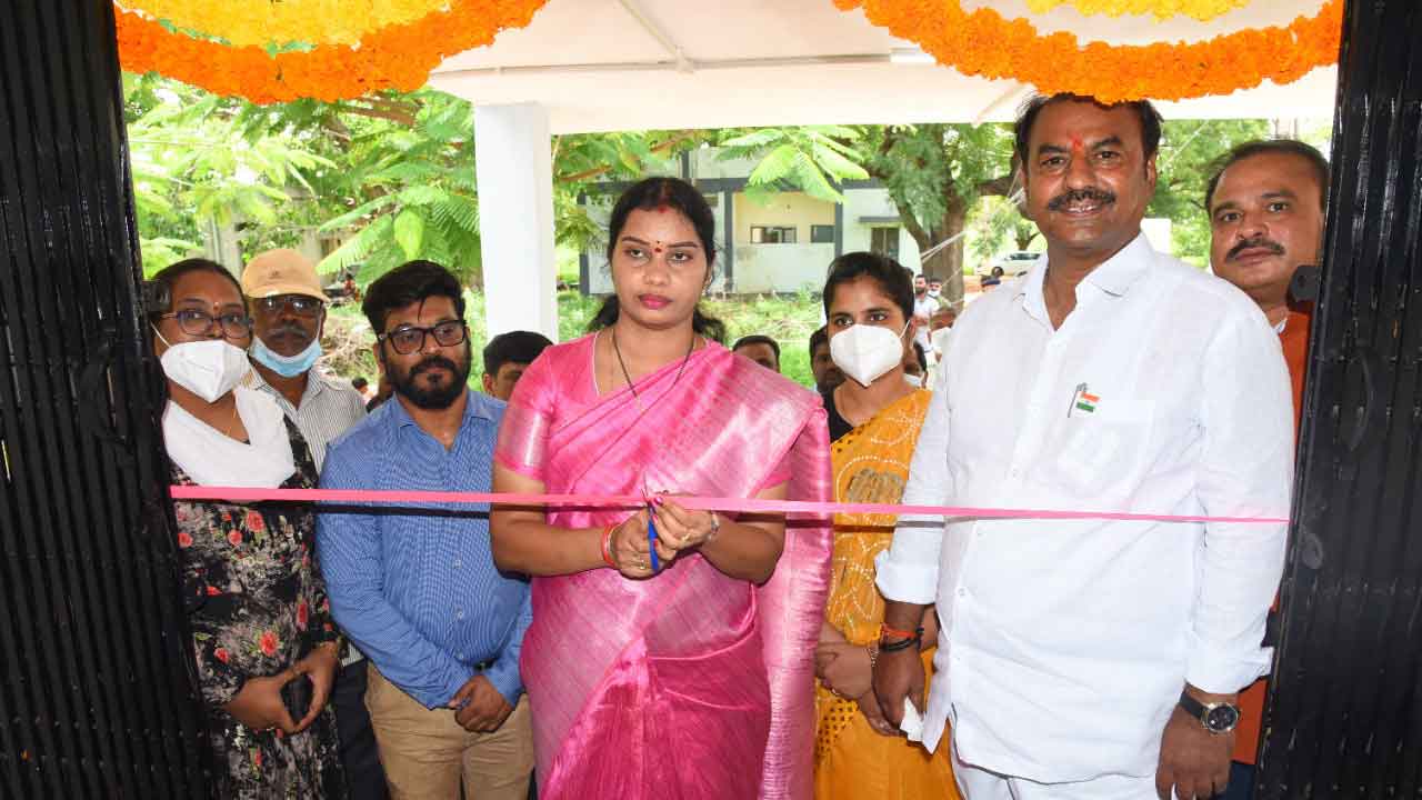 రక్తదాతలు.. ప్రాణదాతలు