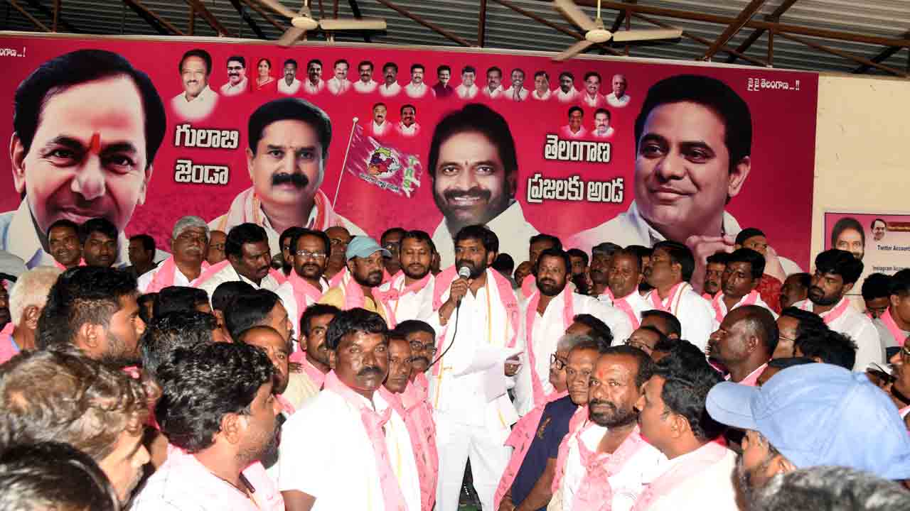 అన్ని వర్గాలు టీఆర్‌ఎస్‌ వైపే..