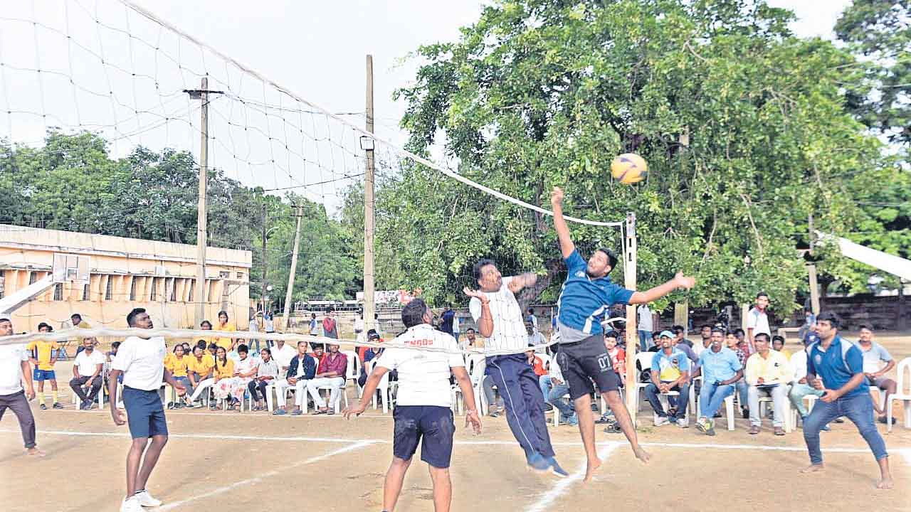 వజ్రోత్సాహం..