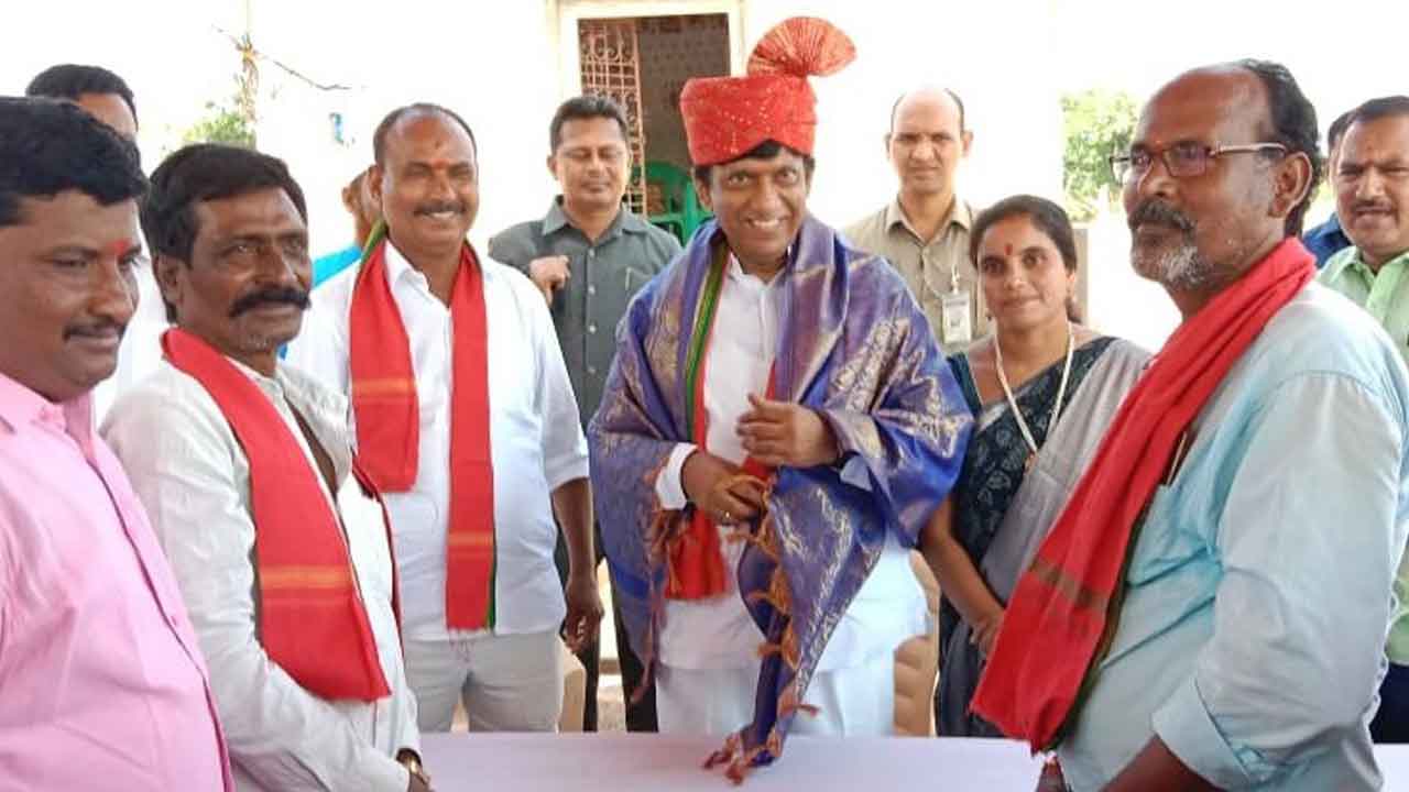 లంబాడీల అభివృద్ధికి కృషి చేస్తా