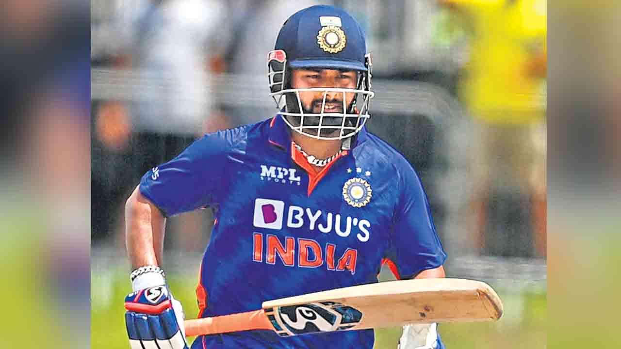 సిరీస్‌ మనదే..