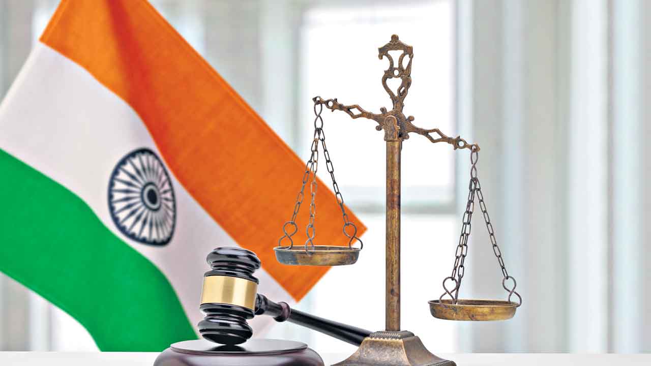 ప్రమాదంలో పౌర హక్కులు