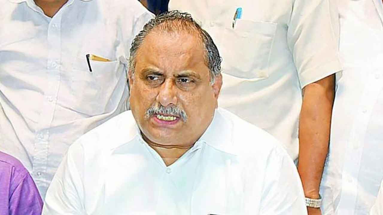 కోనసీమ జిల్లాకు అంబేద్కర్‌ పేరు పెట్టడం గర్వకారణం : ముద్రగడ