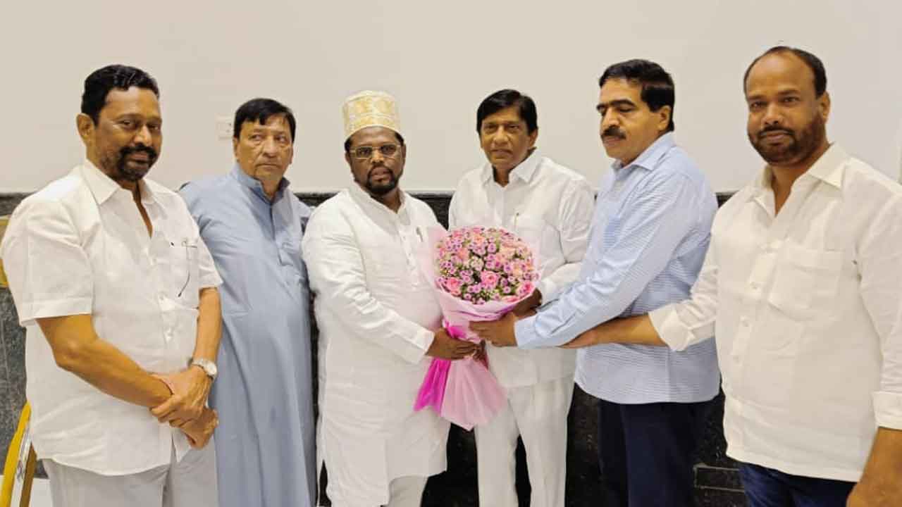 రాజాసింగ్‌పై పీడీ యాక్ట్‌ మతోన్మాదులకు చెంపపెట్టు