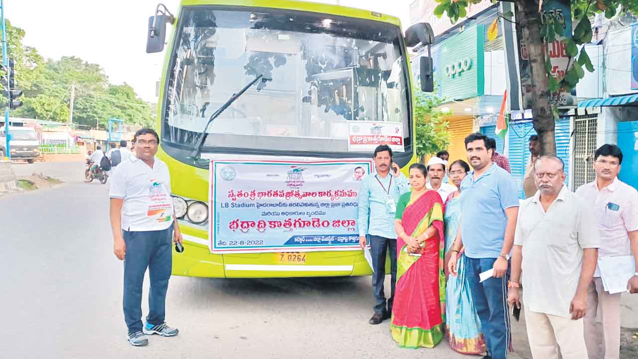 హైదరాబాద్ లో వజ్రోత్సవాల ముగింపు వేడుక