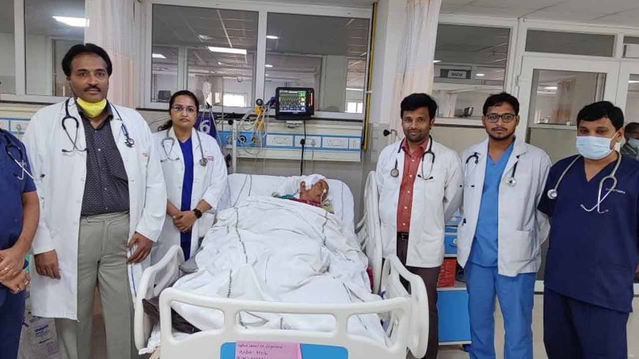 చల్మెడలో అరుదైన శస్త్ర చికిత్స