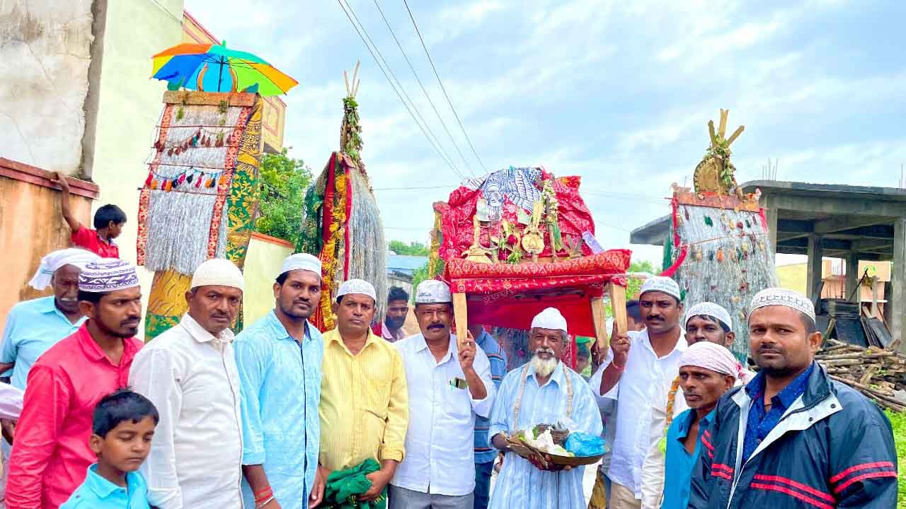 ఊరూరా సవార్ల సందడి