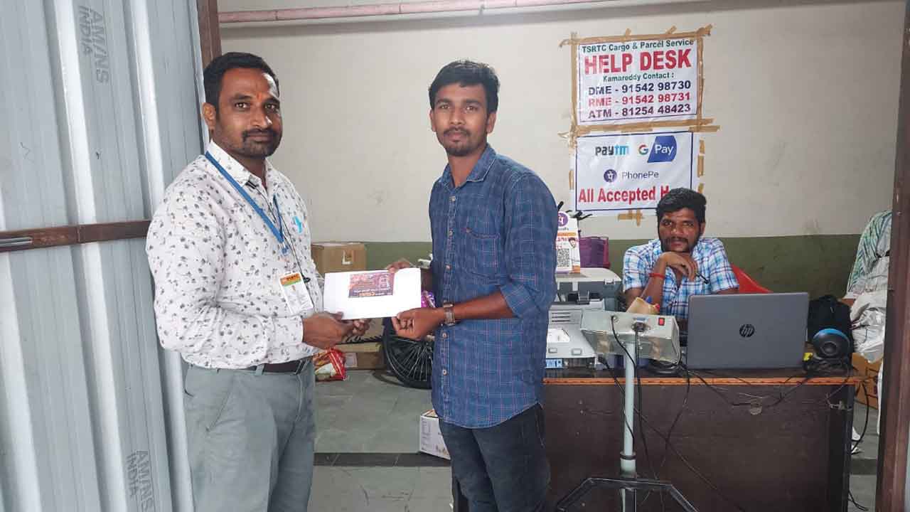 ఆడబిడ్డలకు ఆర్టీసీ అండ