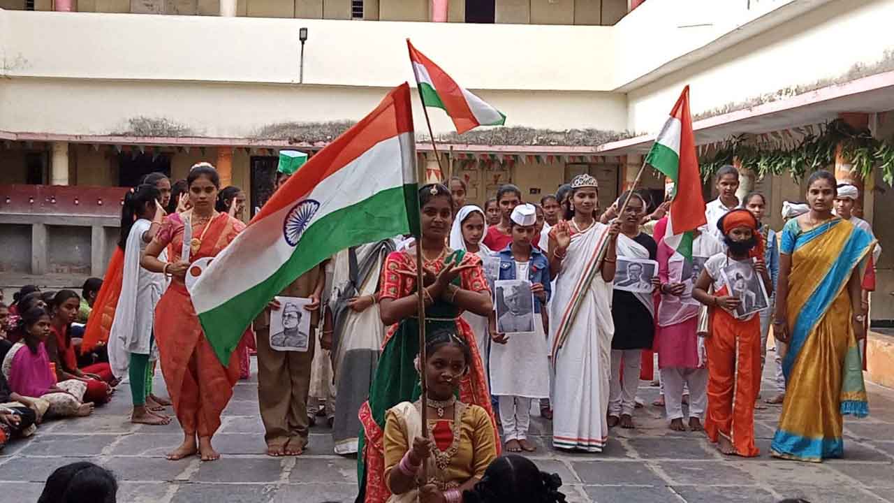 ముగిసిన స్వతంత్ర వజ్రోత్సవాలు