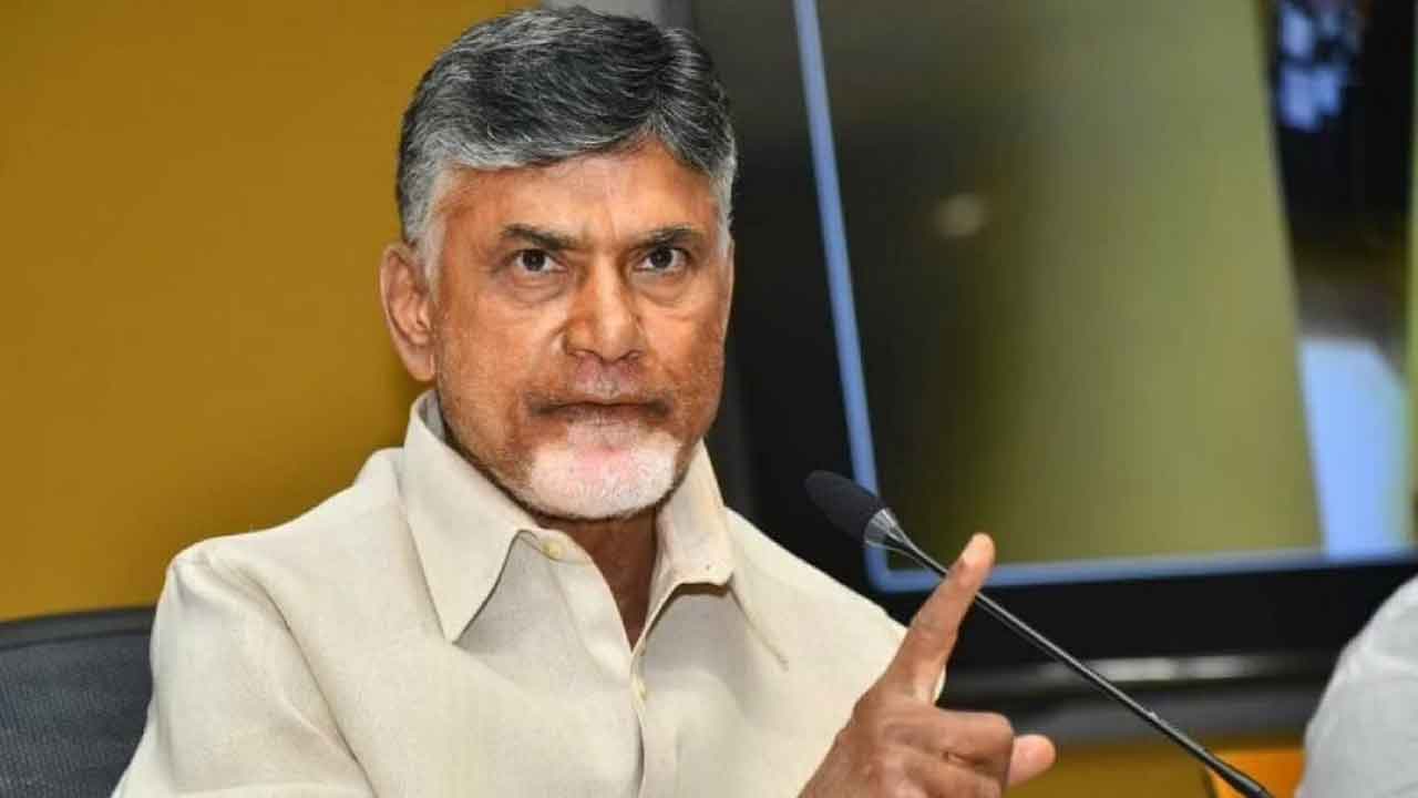 ఏపీ పోలీసుల వ్యవహార తీరు దారుణం : చంద్రబాబు