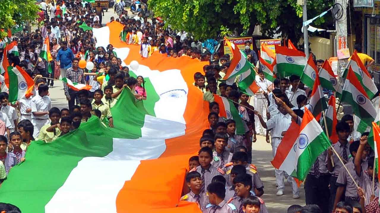 ఉత్సాహంగా స్వేచ్ఛా పరుగు