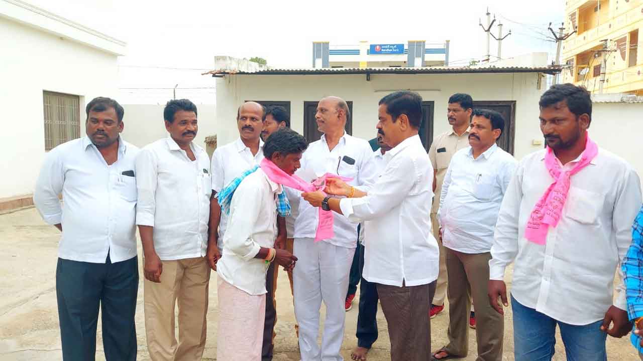 అభివృద్ధి, సంక్షేమంలో నెంబర్‌వన్‌