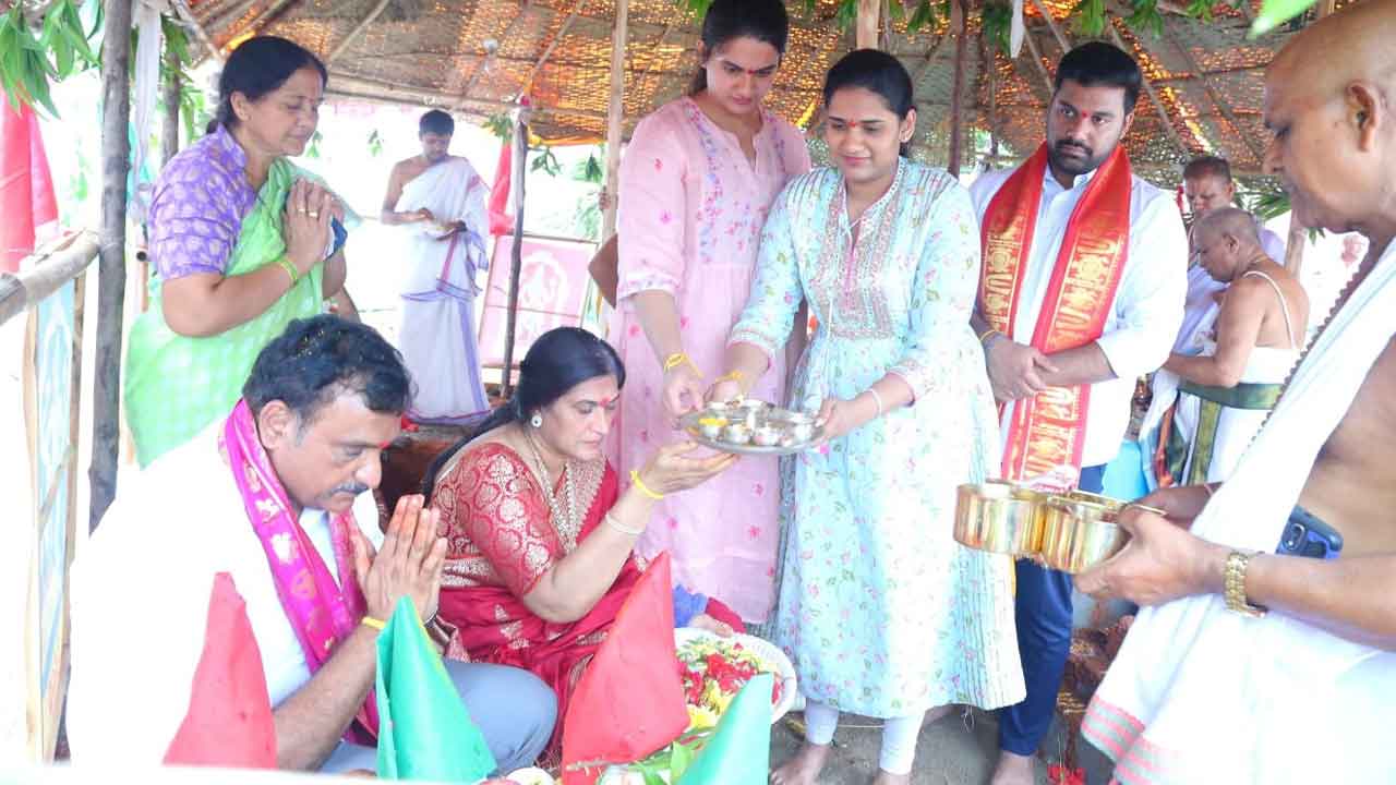 రాములోరి ఆలయం.. అట్టహాసంగా ప్రారంభోత్సవం