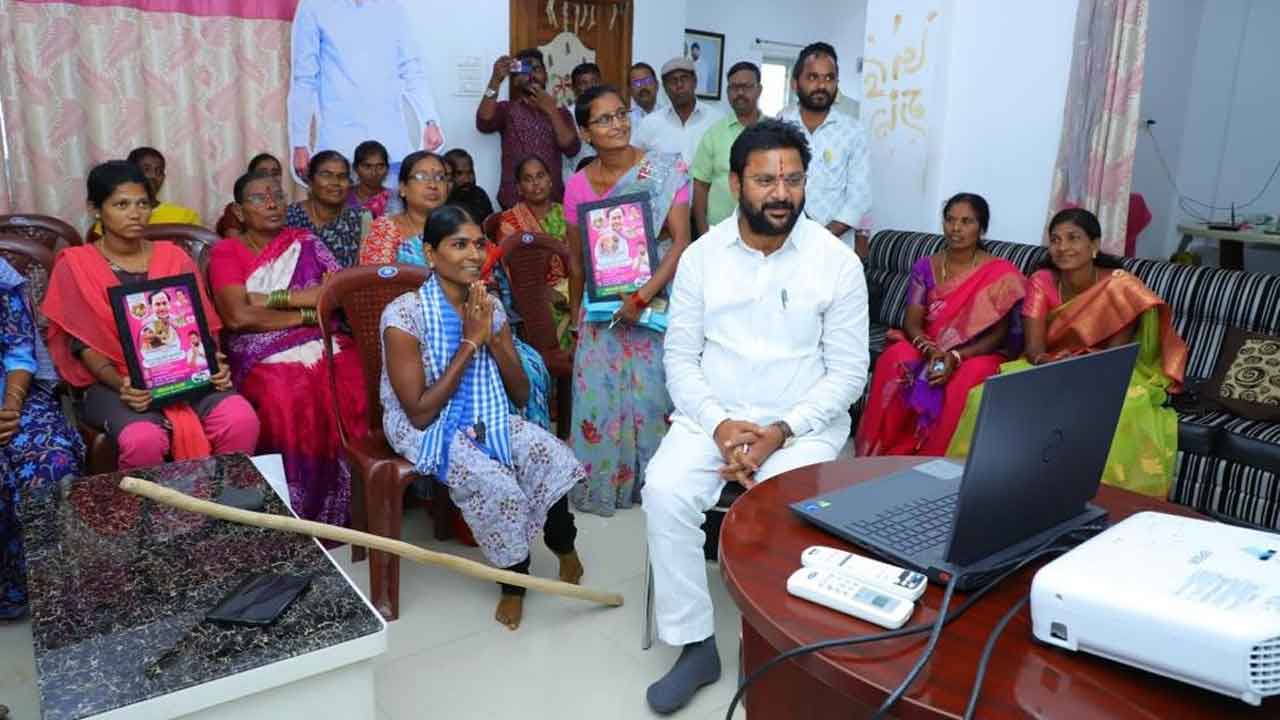 రాఖీ పండుగ వేళ..రామన్న ఆత్మీయత