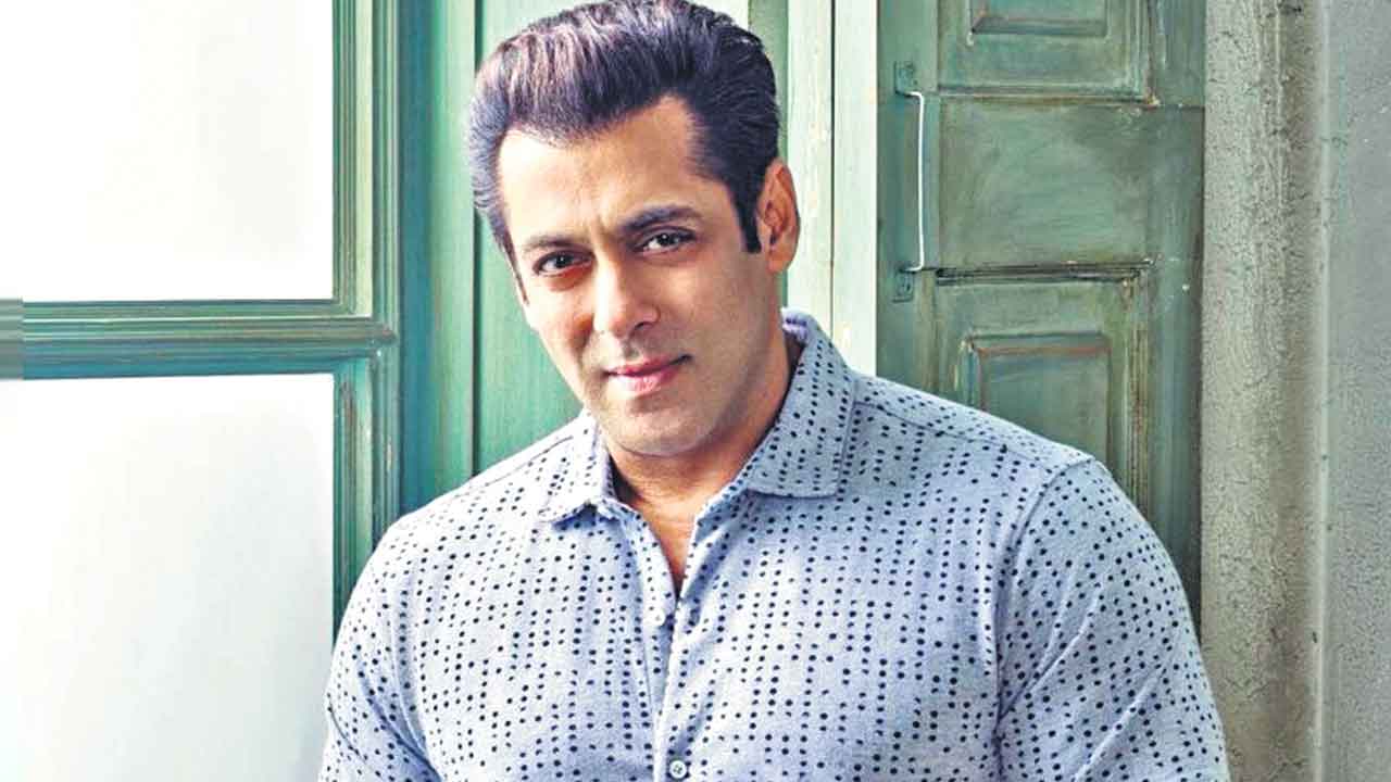 టైటిల్‌ మార్చేద్దాం