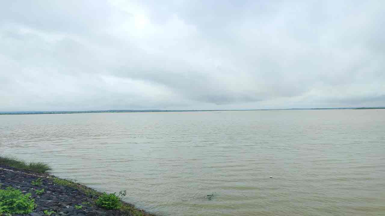 నిండుకుండలు