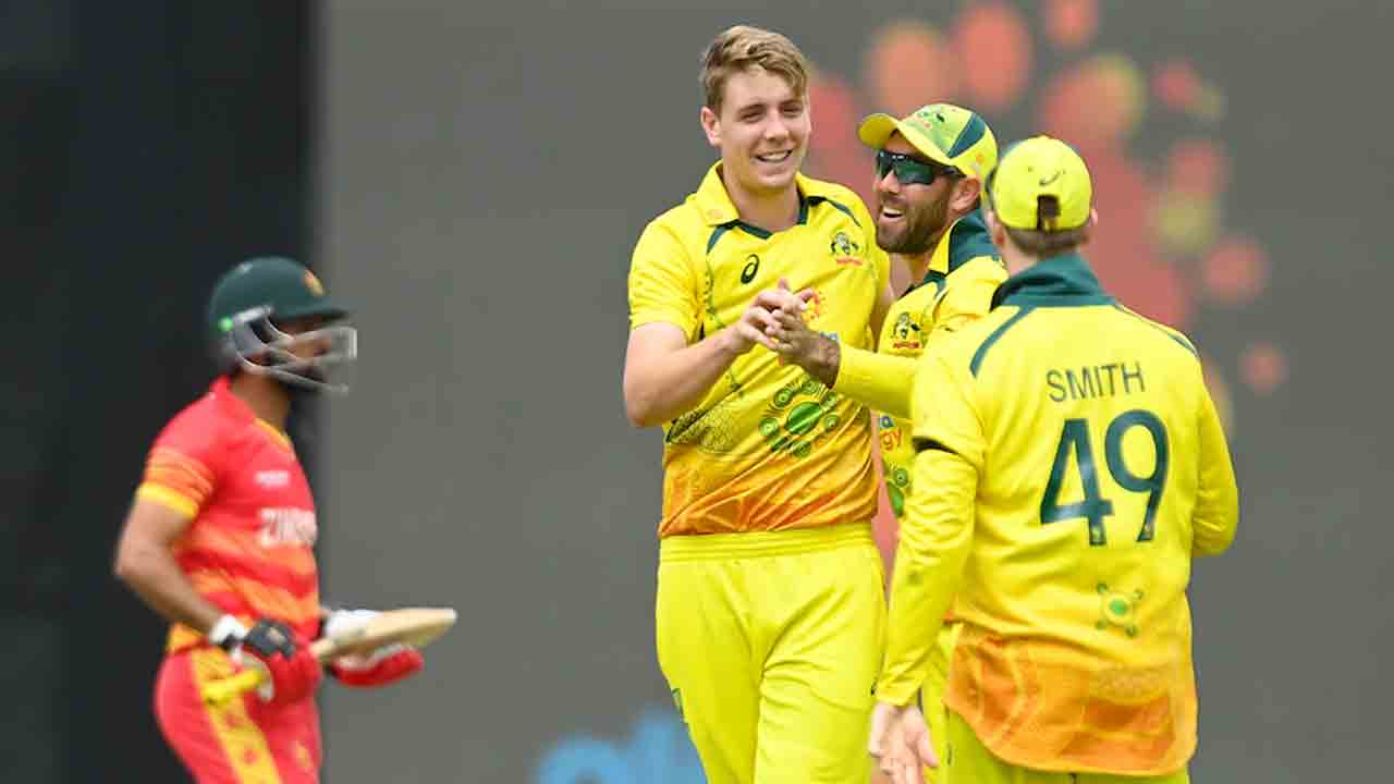 ఆసీస్‌ తొలి దెబ్బ