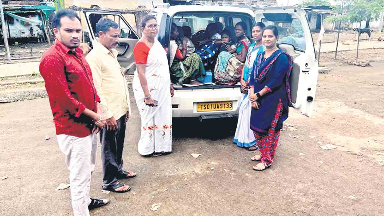 గర్భిణుల కష్టాలకు చెక్‌