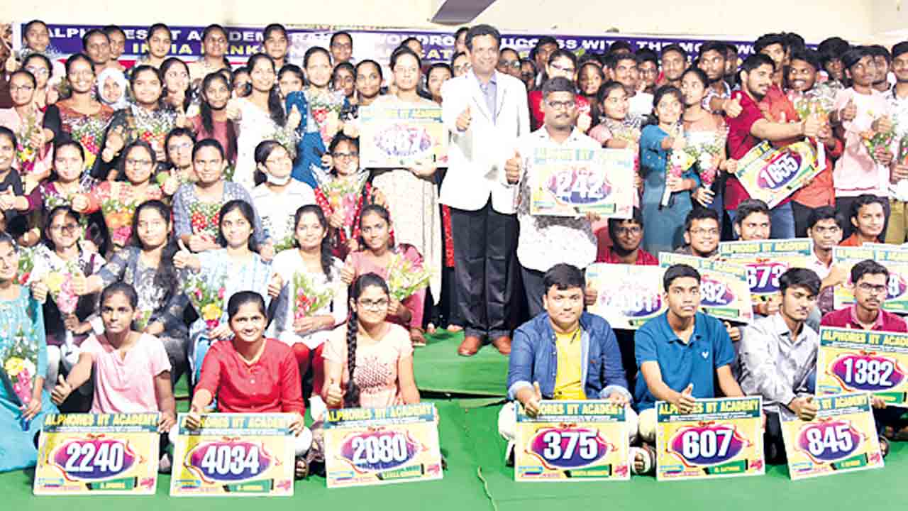 ఐఐటీ-జేఈఈ మెయిన్స్‌లో అల్ఫోర్స్‌ హవా