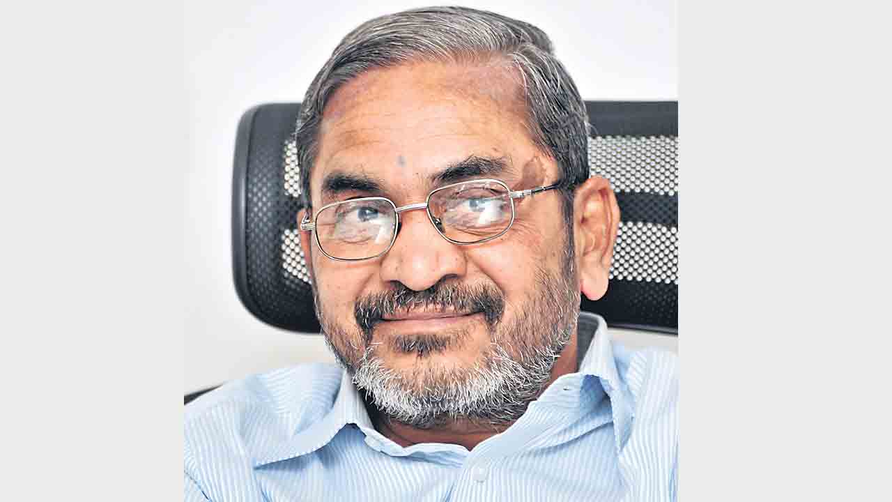 అల్లం నారాయణ పదవీకాలం పెంపు