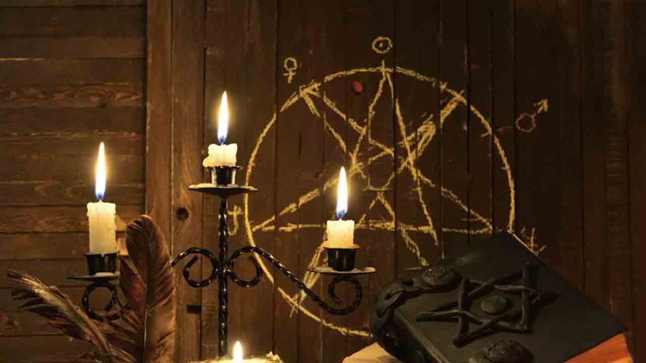 Black Magic | నా భార్య చేతబడి చేయిస్తోంది.. కోర్టుకెక్కిన భర్త!