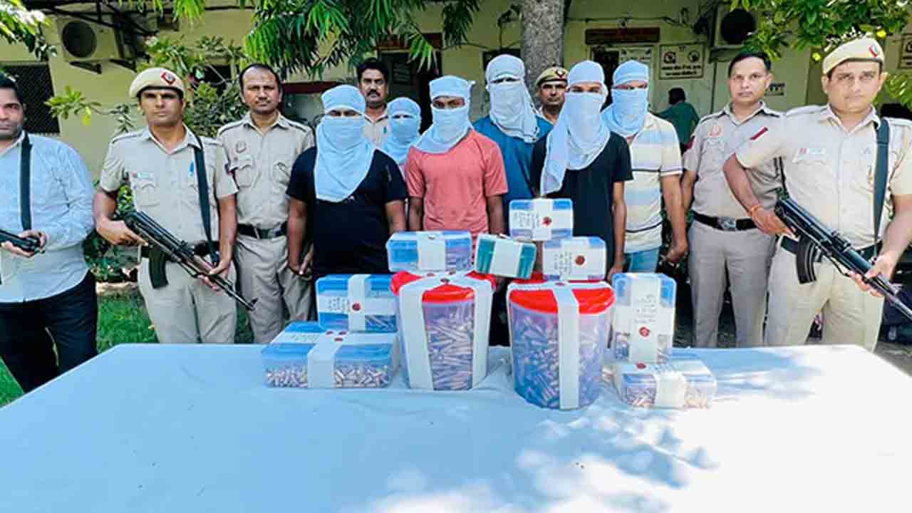 ఢిల్లీలో భారీ కుట్ర భ‌గ్నం.. 2,251 తూటాలు స్వాధీనం